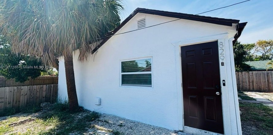 Villa ou maison à Lake Worth, Floride 2 chambres, 135.27 m2 № 1959849