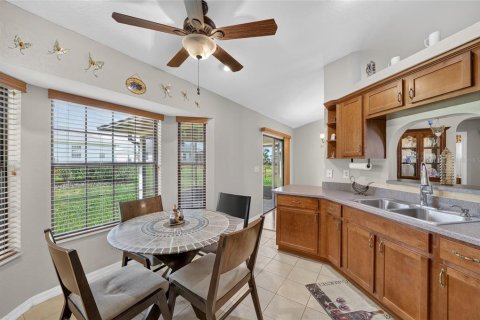 House in Summerfield, Florida 3 bedrooms, 123.56 sq.m. № 2210275 - photo 13