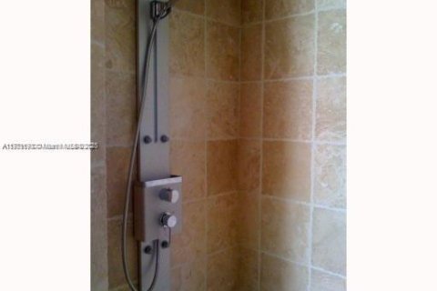 Copropriété à vendre à Sunny Isles Beach, Floride: 1 chambre, 84.91 m2 № 1940019 - photo 6