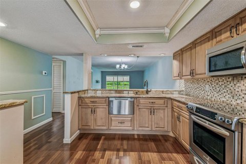 Condo in Oldsmar, Florida, 2 bedrooms  № 1916684 - photo 25