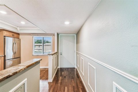 Condo in Oldsmar, Florida, 2 bedrooms  № 1916684 - photo 9