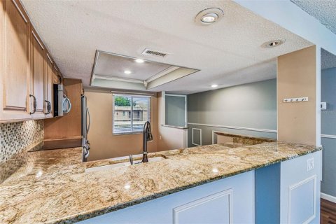 Condo in Oldsmar, Florida, 2 bedrooms  № 1916684 - photo 18