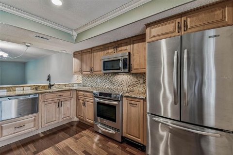 Condo in Oldsmar, Florida, 2 bedrooms  № 1916684 - photo 24