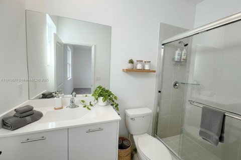 Touwnhouse à vendre à Miami, Floride: 3 chambres, 137.77 m2 № 1968894 - photo 18