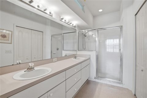 Casa en venta en Tampa, Florida, 2 dormitorios, 144.18 m2 № 2201409 - foto 13
