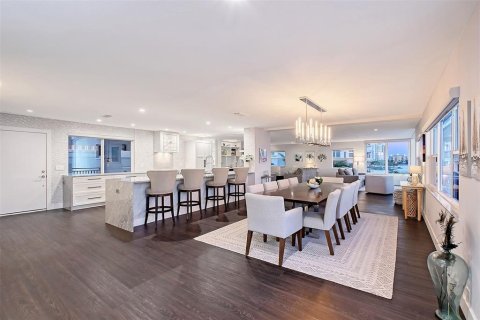 Condo in Sarasota, Florida, 3 bedrooms  № 1574578 - photo 25