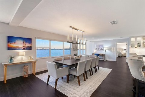 Condo in Sarasota, Florida, 3 bedrooms  № 1574578 - photo 21