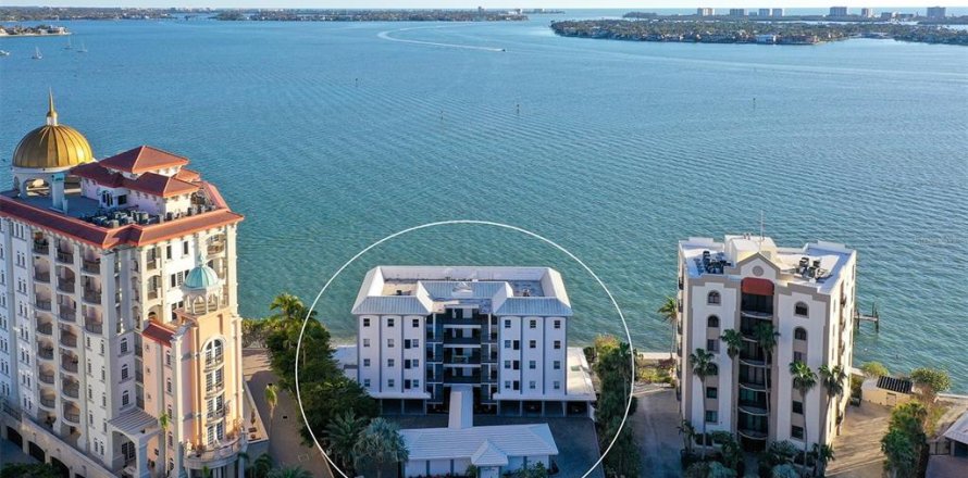 Condominio en Sarasota, Florida, 3 dormitorios № 1574578