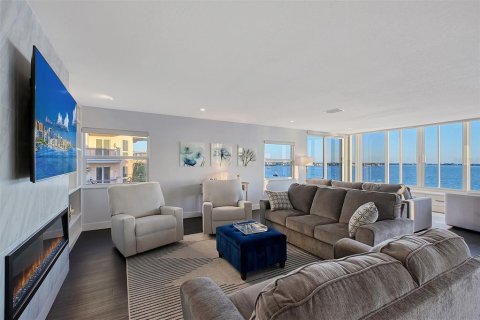 Condo in Sarasota, Florida, 3 bedrooms  № 1574578 - photo 19