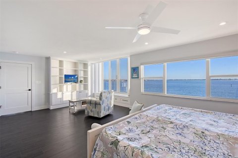 Condo in Sarasota, Florida, 3 bedrooms  № 1574578 - photo 10