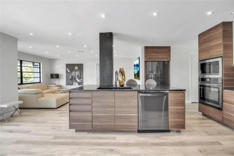 Casa en alquiler en Sarasota, Florida, 3 dormitorios, 185.34 m2 № 1163636 - foto 8