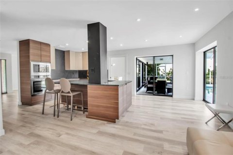 Casa en alquiler en Sarasota, Florida, 3 dormitorios, 185.34 m2 № 1163636 - foto 7