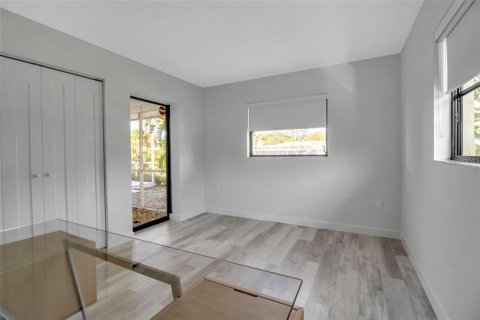 Casa en alquiler en Sarasota, Florida, 3 dormitorios, 185.34 m2 № 1163636 - foto 13