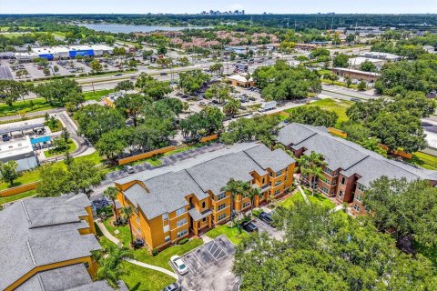 Condo in Orlando, Florida, 2 bedrooms  № 1851462 - photo 21