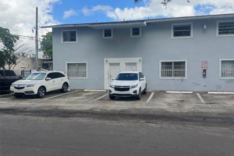 Immobilier commercial à vendre à Fort Lauderdale, Floride: 314.66 m2 № 1987329 - photo 5