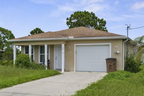House in Lehigh Acres, Florida 3 bedrooms, 117.61 sq.m. № 1881154 - photo 3