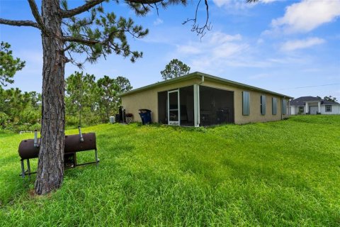 House in Lehigh Acres, Florida 3 bedrooms, 117.61 sq.m. № 1881154 - photo 22
