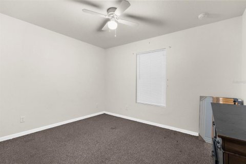 House in Lehigh Acres, Florida 3 bedrooms, 117.61 sq.m. № 1881154 - photo 16