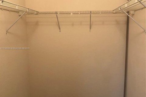 Condominio en venta en Homestead, Florida, 3 dormitorios, 113.43 m2 № 2013029 - foto 12