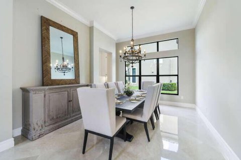 House in Delray Beach, Florida 5 bedrooms, 447.79 sq.m. № 2262422 - photo 3