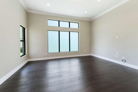House in Delray Beach, Florida 5 bedrooms, 447.79 sq.m. № 2262422 - photo 9