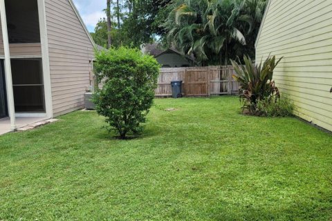 Villa ou maison à louer à Wellington, Floride: 2 chambres, 106.65 m2 № 1223545 - photo 1
