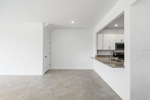 Adosado en alquiler en Bradenton, Florida, 3 dormitorios, 174.56 m2 № 1831486 - foto 19