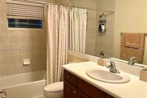 Снять в аренду виллу или дом в Брейдентон, Флорида 4 спальни, № 2066265 - фото 21