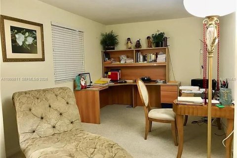 Снять в аренду виллу или дом в Брейдентон, Флорида 4 спальни, № 2066265 - фото 12