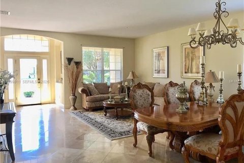 Снять в аренду виллу или дом в Брейдентон, Флорида 4 спальни, № 2066265 - фото 3