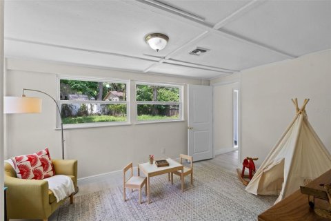 House in Apopka, Florida 4 bedrooms, 148.83 sq.m. № 1741071 - photo 29