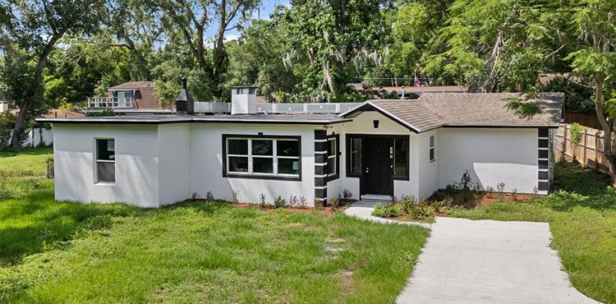 House in Apopka, Florida 4 bedrooms, 148.83 sq.m. № 1741071