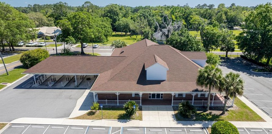 Propiedad comercial en Lake Butler, Florida 813.55 m2 № 1825057