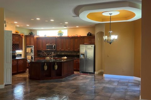 House in Wellington, Florida 6 bedrooms, 387.22 sq.m. № 2318346 - photo 7