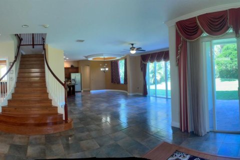 House in Wellington, Florida 6 bedrooms, 387.22 sq.m. № 2318346 - photo 8
