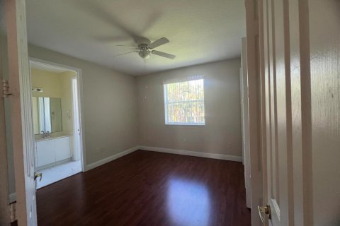 House in Wellington, Florida 6 bedrooms, 387.22 sq.m. № 2318346 - photo 14