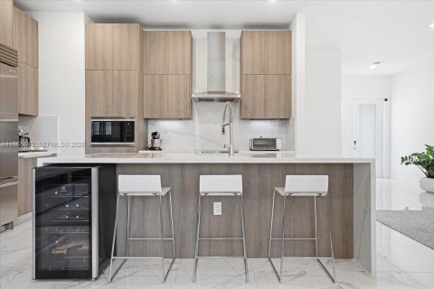 Купить виллу или дом в Майами, Флорида 4 спальни, 211.82м2, № 2027458 - фото 10