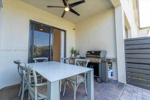 Купить виллу или дом в Майами, Флорида 4 спальни, 211.82м2, № 2027458 - фото 17