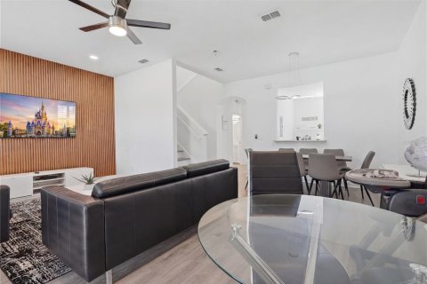 Condo in Davenport, Florida, 3 bedrooms  № 2156088 - photo 11