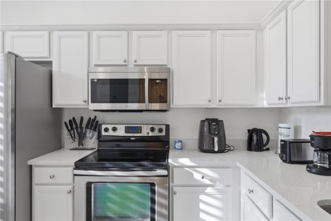 Condo in Davenport, Florida, 3 bedrooms  № 2156088 - photo 4
