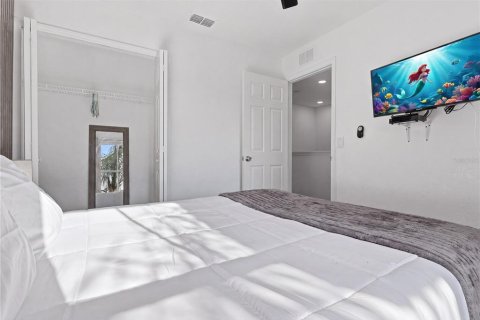 Condo in Davenport, Florida, 3 bedrooms  № 2156088 - photo 22