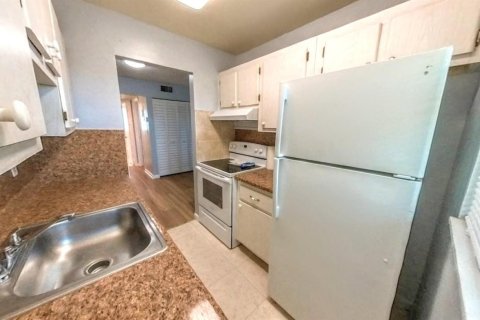 Condominio en alquiler en Boynton Beach, Florida, 1 dormitorio, 53.23 m2 № 1210410 - foto 1