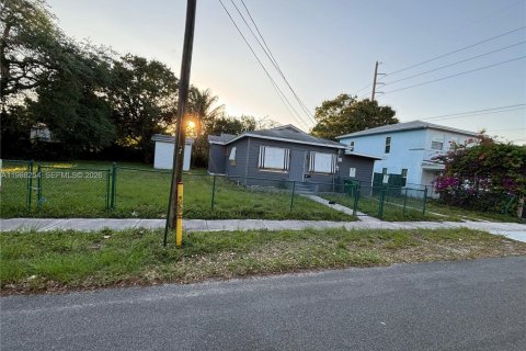 Villa ou maison à Dania Beach, Floride 3 chambres, 132.29 m2 № 2090748