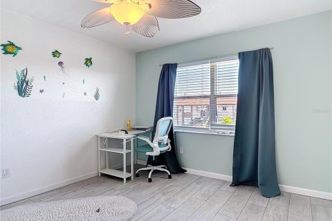 Condo in Punta Gorda, Florida, 2 bedrooms  № 1598299 - photo 10