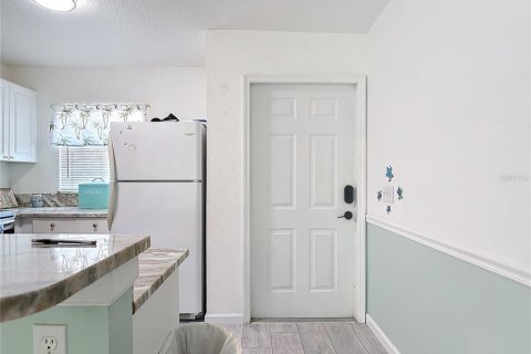 Condo in Punta Gorda, Florida, 2 bedrooms  № 1598299 - photo 25