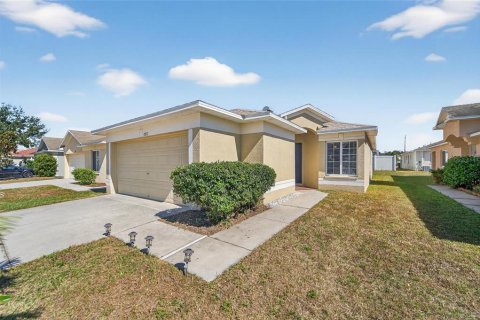 Villa ou maison à louer à Riverview, Floride: 3 chambres, 118.45 m2 № 2410488 - photo 4