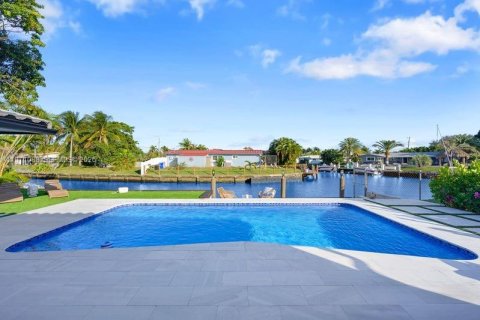 House in Pompano Beach, Florida 4 bedrooms, 156.08 sq.m. № 2042234 - photo 30