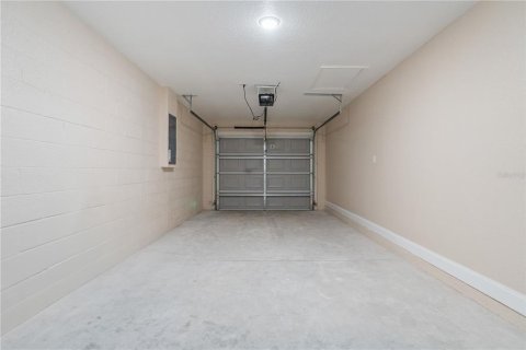House in Ocala, Florida 3 bedrooms, 100.06 sq.m. № 1719368 - photo 25