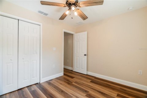 House in Ocala, Florida 3 bedrooms, 100.06 sq.m. № 1719368 - photo 22