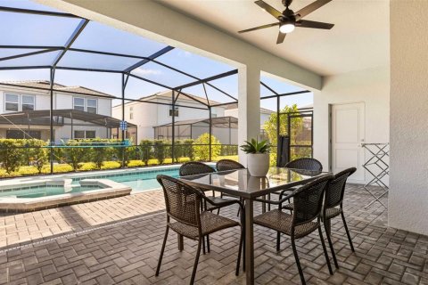 Villa ou maison à vendre à Davenport, Floride: 6 chambres, 295.06 m2 № 2272735 - photo 8